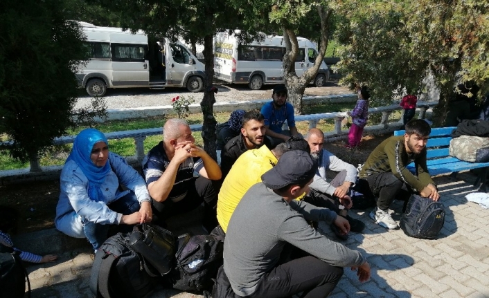  Çanakkale’nin Ayvacık İlçesinde Yasa Dışı Yollarla Yunanistan’ın Midilli Adası’na