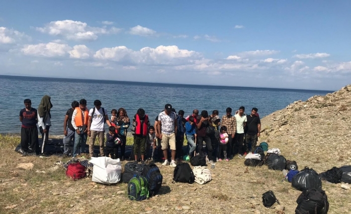 Çanakkale'nin Eceabat İlçesinde, Eceabat İlçe Jandarma Komutanlığı Ekiplerince Yapılan Operasyonda