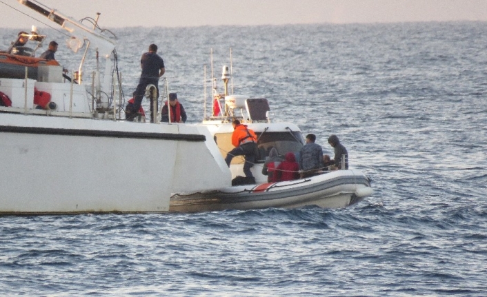  Çanakkale’nin Ayvacık İlçesinden Yunanistan’ın Midilli Adasına Gitmek İsteyen 73
