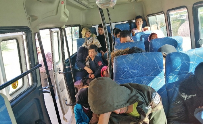  Çanakkale’nin Ayvacık İlçesinde Yasa Dışı Yollarla Yunanistan’ın Midilli Adası’na