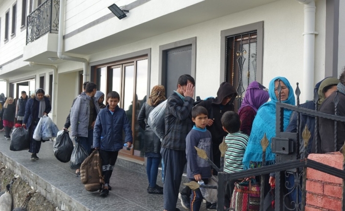  Çanakkale’nin Ayvacık İlçesinden Yunanistan’ın Midilli Adası’na Lastik Bot İle
