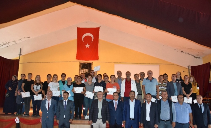  Çanakkale'nin Ezine İlçesine Bağlı Geyikli Beldesinde Geyiklililerin Yoğun Talebi