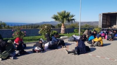  Çanakkale'nin Ayvacık İlçesinde Gerçekleştirilen Yol Emniyet Ve Kontrol Devriyesi