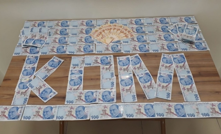  Çanakkale’de Gerçekleştirilen Sahte Para Operasyonunda 5 Şüpheli Gözaltına Alındı.
