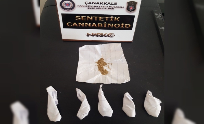  Yapılan Yakalamalar Neticesinde Şüphelilerden 8,05 Gram Bonzai (sentetik Kannabinoid),