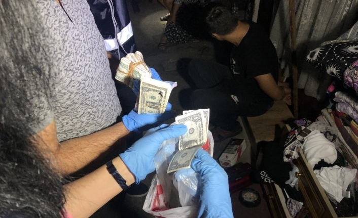  Bursa’da Bin Polisle Çok Sayıda Adrese Eş Zamanlı Olarak