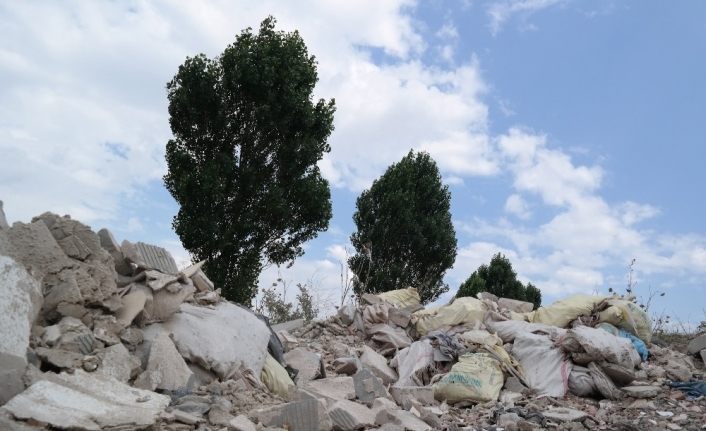 Büyükşehir Belediyesi, Atıkları Kaçak Bırakan 11 Kişi Ve Kuruluşa Toplam