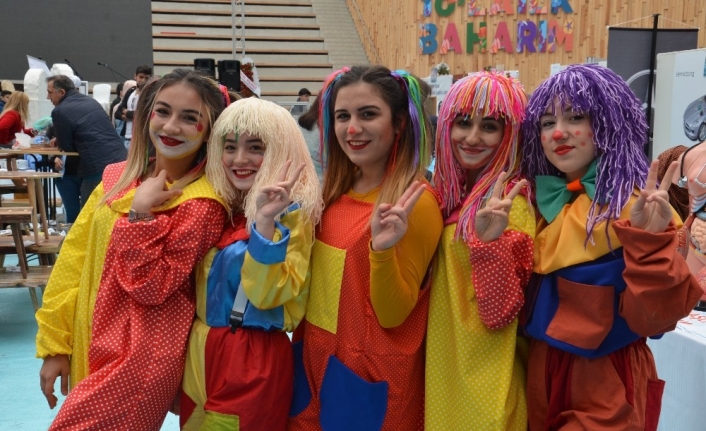Balıkesir Fahri Kiraz Mesleki ve Teknik Anadolu Lisesi Çocuk Gelişimi