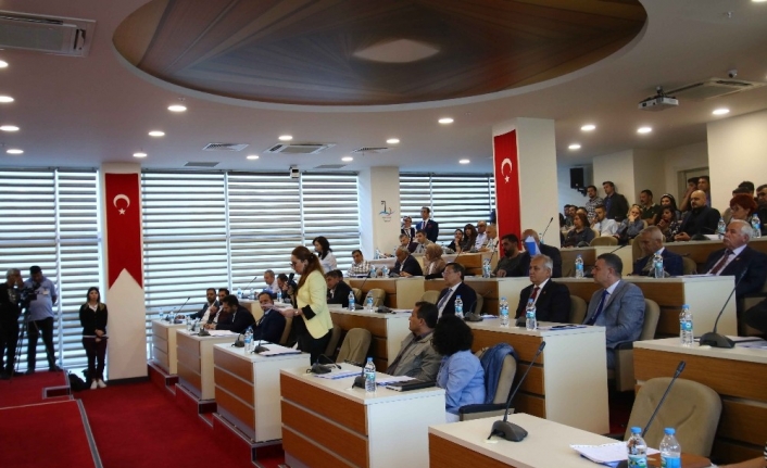 Son günlerin gündemi çocuk istismarıyla mücadele konusunda Bayraklı Belediyesi, kurulacak