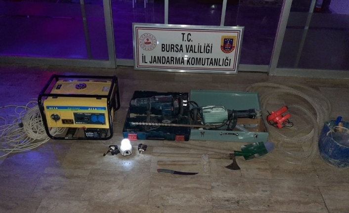  Bursa İl Jandarma Komutanlığı Ekipleri, Merkez Nilüfer İlçesinde Kaçak