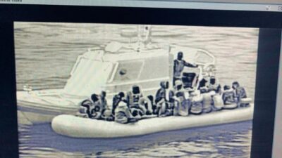  Balıkesir’in Edremit Körfezinden Yunanistan’a Yasa Dışı Yollarla Geçmek İsteyen