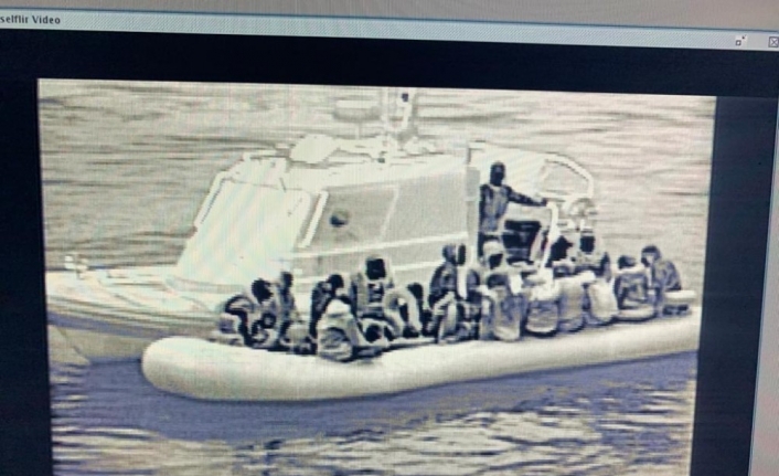  Balıkesir’in Edremit Körfezinden Yunanistan’a Yasa Dışı Yollarla Geçmek İsteyen
