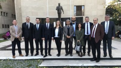 Öte Yandan Sağlıkta Şiddet Olaylarına Karşı Meslektaşlarına Destek İçin Türk