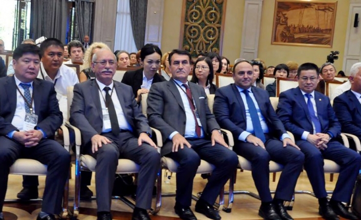  Osmangazi Belediye Başkanı Mustafa Dündar, Kırgızistan’ın Başşehri Bişkek’te Düzenlenen