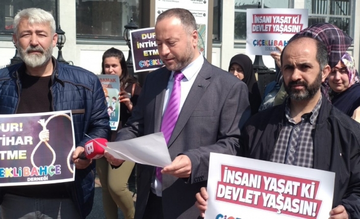 Bursa’da faaliyet gösteren Çiçekli Bahçe Derneği tarafından düzenlenen basın açıklamasında,