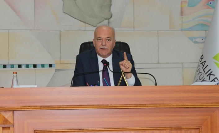  Dursunbey Belediye Başkanı Ramazan Bahçavan, İlçe Belediye Meclisinde Camilerin