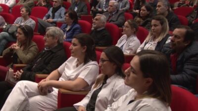 Onkoloji uzmanları Bursa’da kanseri konuştu. Sigara kullananlar olmasa akciğer kanserinin