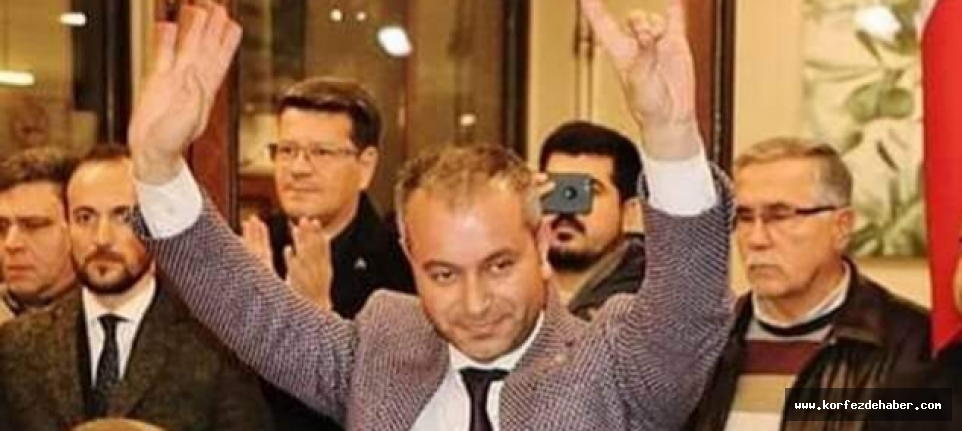Ak Parti Edremit ilçe başkanı Yaşar Karabulut istifa etti. Karabulut,