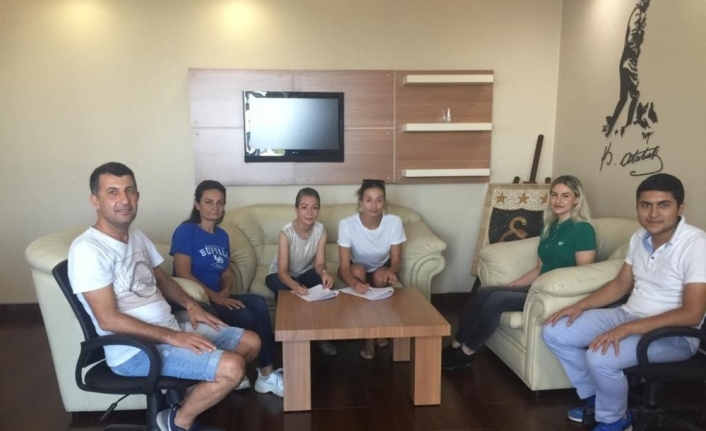  Balıkesir’in Edremit İlçesinde Türkiye Voleybol Federasyonu 1. Lig’de Mücadele