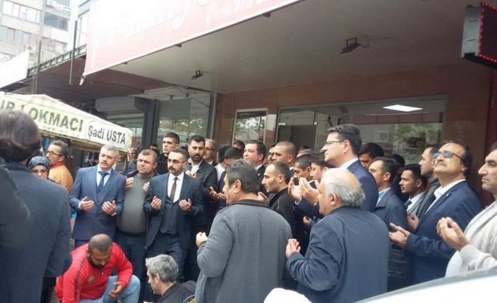Bir Süredir Boş Olan Mhp Edremit İlçe Başkanlığına Atanan Halil
