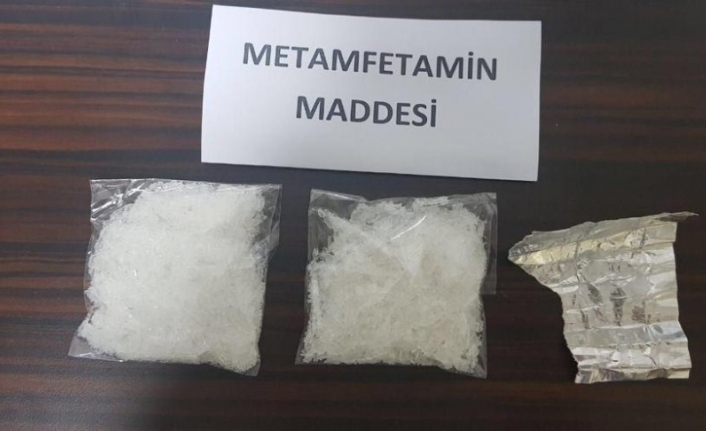 Balıkesir’in Edremit İlçesinde Uyuşturucu Madde Ticareti Yaptıkları İddia Edilen 3