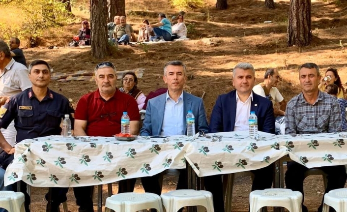  Dereli Mahallesi’nin “dede” Olarak Bilinen Mesire Alanında Yapılan Hayır