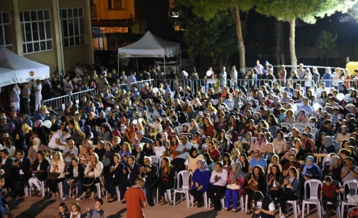  “karesi Neşeli Günler Çocuk Oyunları Ve Sinema Günlerinin” Ege