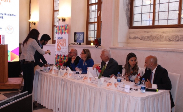 2019 dönemi itibariyle bir girişimcilik programına dönüşen “TÜSİAD Bu Gençlikte