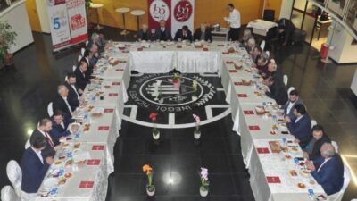 İnegöl ekonomisinin dinamiklerini oluşturan STK’ların başkanları, ekonomik kalkınmanın tek vücut