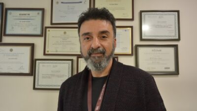 El yaralanmalarında uzman müdahalesinin önemine dikkat çeken Estetik, Rekonstrüktif, Plastik,