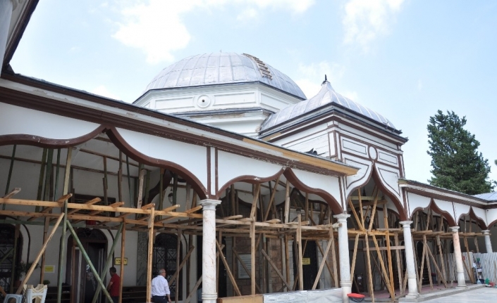  Bursa’nın Tarihi Emirsultan Camii’sinde 2018’in Başında Başlayan Restorasyon Çalişmalari