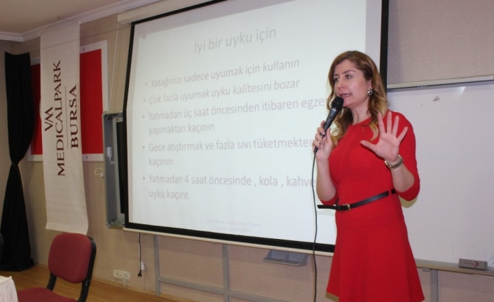 Öğrencilerde kronik yorgunluğun ciddi sağlık sorunlarına yol açabileceği uyarısında bulunan