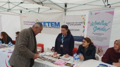 Bursa Sağlık Müdürlüğü tarafından 1-7 Nisan Kanser Haftası dolayısıyla açılan