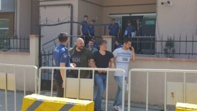  Bursa'da Eşiyle Tartıştıktan Sonra Bir Kişi Bıçakla Öldüren Ve