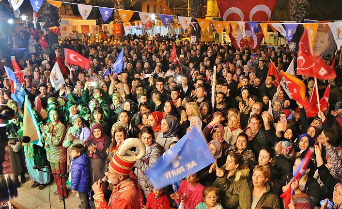 Eski Başkan Yeniden Başkan