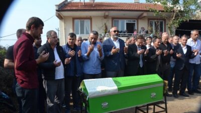  Balıkesir’de Bir Evde Çikan Yangında Dumandan Zehirlenerek Kaldırıldığı Hastanede