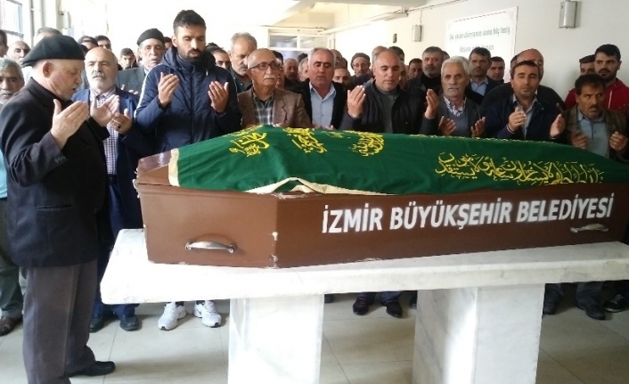 İzmir’de kum yüklü kamyonun kahvehaneye girmesi sonucu ölen amca çocukları