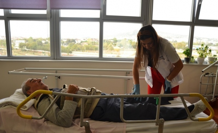  Çanakkale'nin Biga İlçesine Bağlı Kocagür Köyünde Felç Kalan 58