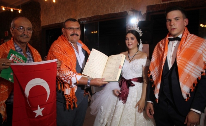  Yörük Kızı Seda Duman’ın Fransa’da Tanışıp Evlenme Kararı Aldığı