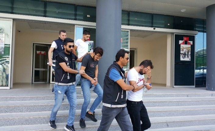 Bursa Narkotik Polisi, Zehir Ticareti Yaptıkları Yönünde İhbar Bulunan Şahislara