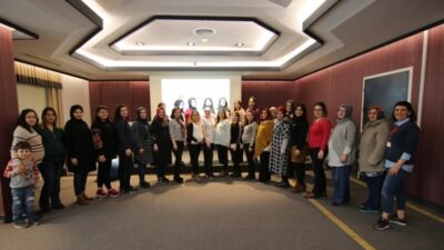 Özel Hayat Hastanesi’nin düzenlediği “Gebe Okulu” eğitim programının ikinci dönem
