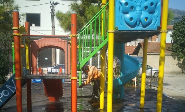  Gemlik Belediyesi, İlçede Temizlik, Park Ve Bahçeler İle Sokak