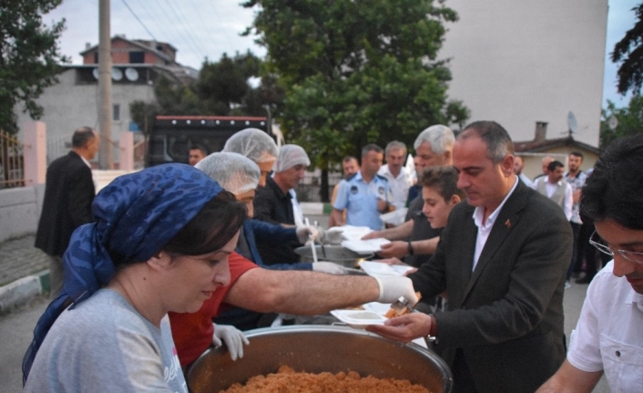 Gemlik Belediye Başkanı Mehmet Uğur Sertaslan, "Gemlik barışın kenti olabilme