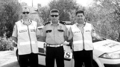  Şehit Trafik Polisi Nedim Öner (sol Başta)