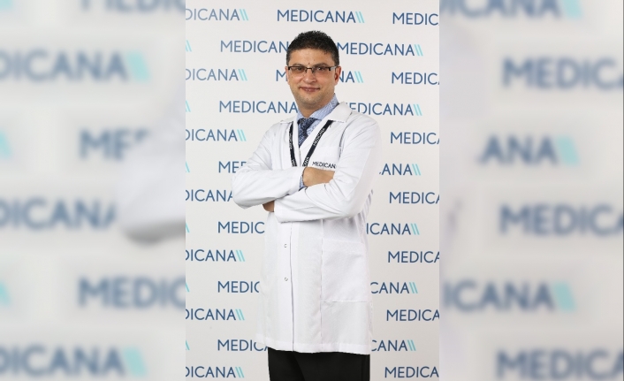 Plastik Estetik ve Rekonstiftik Cerrahi Uzmanı Op. Dr. Mustafa Hasdemir,