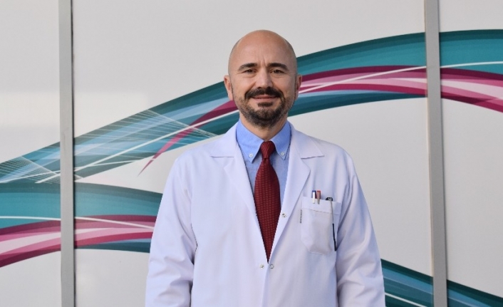 Göz Hastalıkları Uzmanı Op. Dr. Mehmet Helvacıoğlu, Excimer Lazer olarak