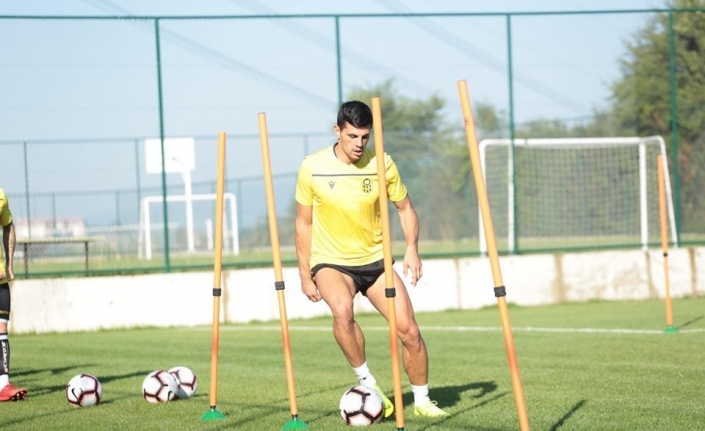  Soner Aydoğdu’yu Renklerine Katarak Transferde Atağa Geçen Göztepe, Geçen