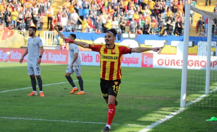  Hakem Arda Kardeşler’in Verdiği Kararların Tartışıldığı Maçta Takımının Tek