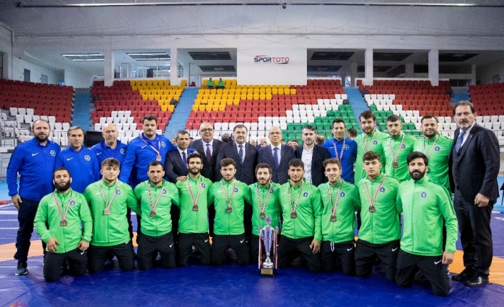  Bursa Büyükşehir Belediyespor Güreş Takımı, Ankara’da Düzenlenen Grekoromen Güreş