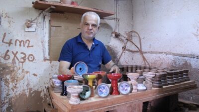 İzmirli çömlek ustası Bilal Deniz, Menemen çömleği ihracatında düşüş olunca